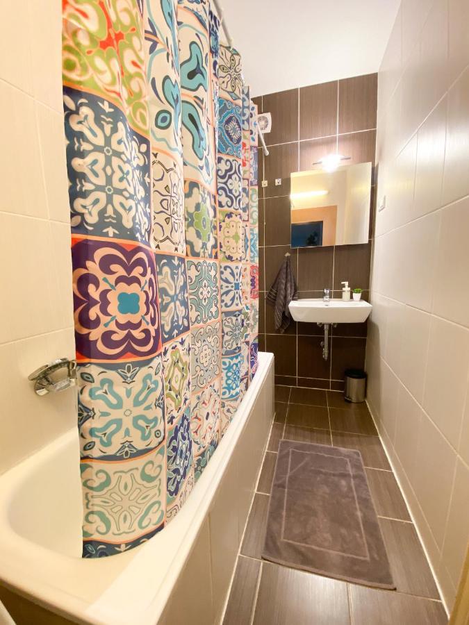 Trnavske Myto Apartman - Nove Mesto Bratislava Luaran gambar